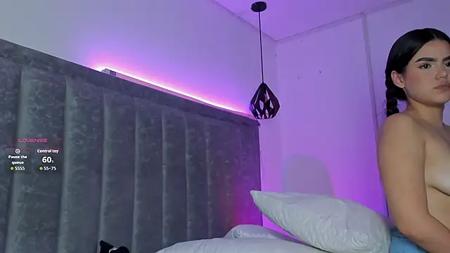 Bella18__ live