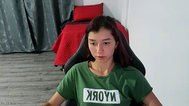 Skinny_queen_20 live