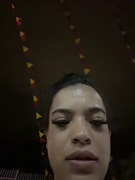 JuanitaMore01 live