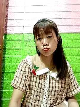AmyLinee01 live