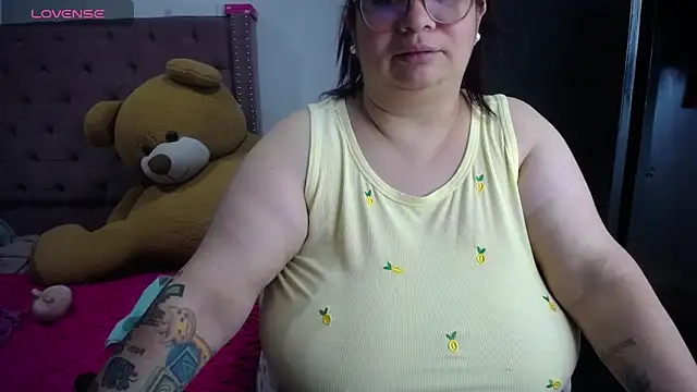 kattybbwbigboobs_ live