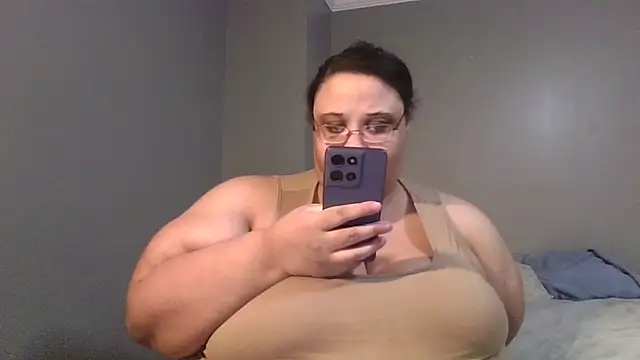 SexyBBW10790 live