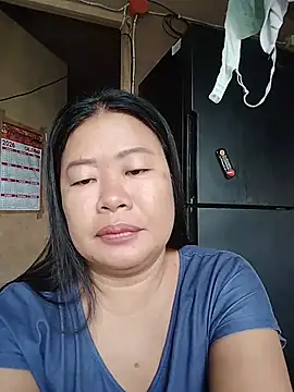 Lovelywoman43 live