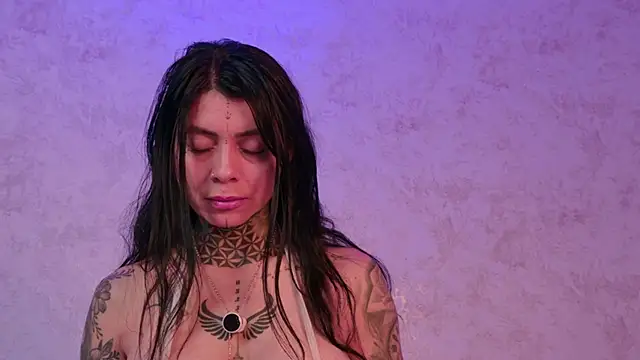 Mia_hill1 live