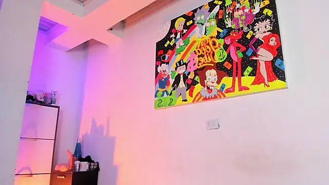 MiaVillalobos profile