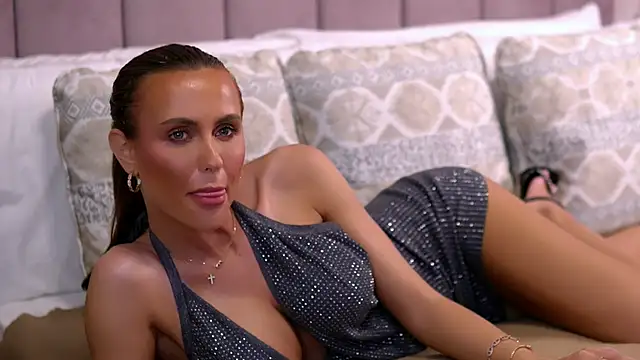 AnaisBellas live