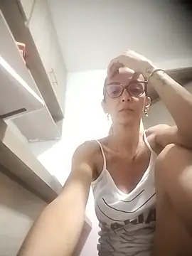 AlanaBrunetteX_X live