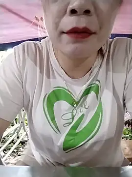 Squirt107 live