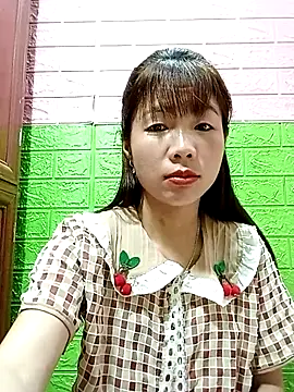 AmyLinee01 live