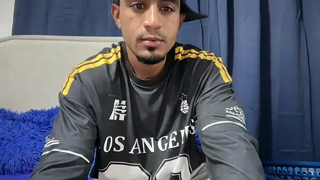 dominic_brandd23 live