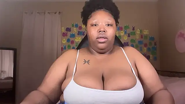 Chocolatebunnyxx96 live