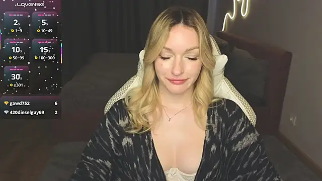 MargaretSweet1 live
