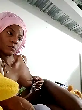 dafnnelewis live