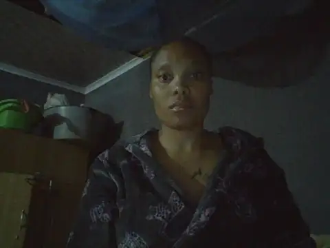 Girl_Serenity live