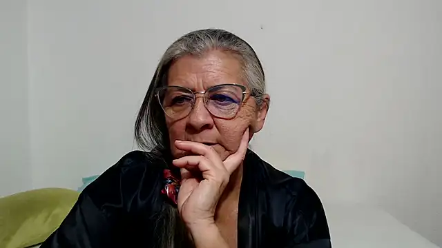candy_mature_ live