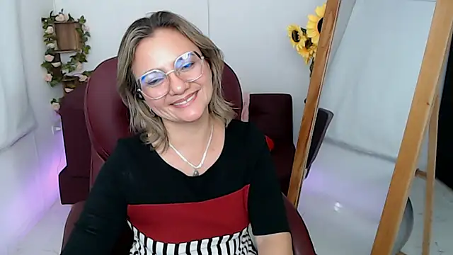 Ghada_milf live