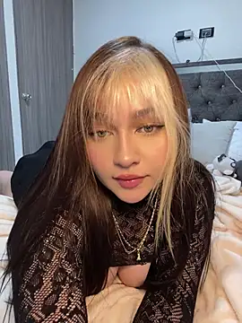 Daniela_ruizz live