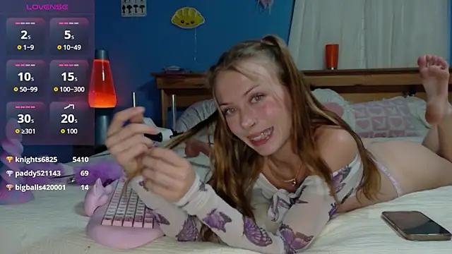 kittenkisses3 live