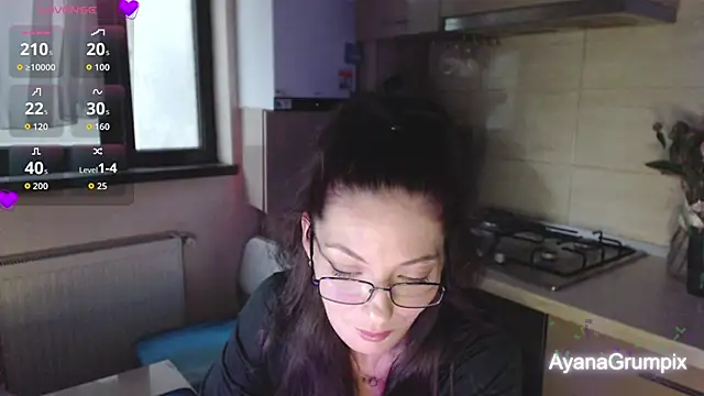 AyanaGrumpix live