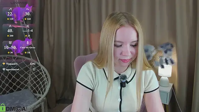 Linda__Bloom live