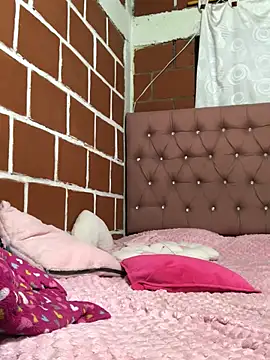 Rachellcooperrr live