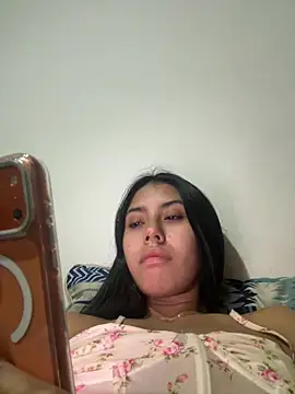 Victoria_alson live