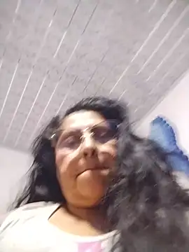 Keyla01_ live