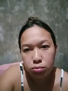 urwomaninlove live