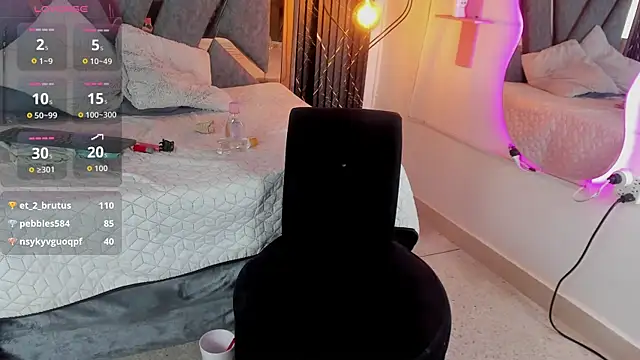 Miia_Deluxe live