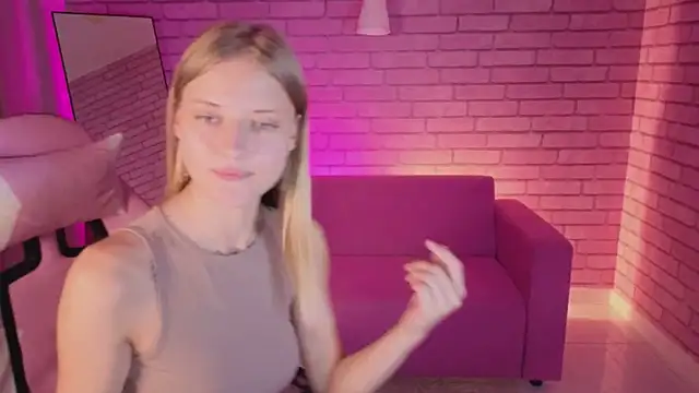 Rebecca_Caldwell live