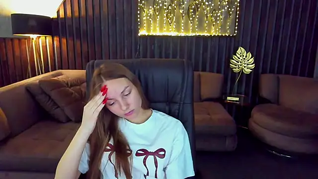 MilaAddams live