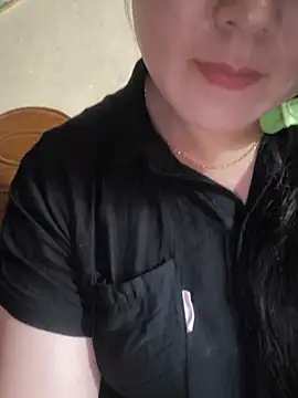 MayEva_ly live