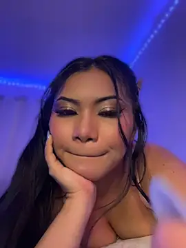 MaddyRuiz live