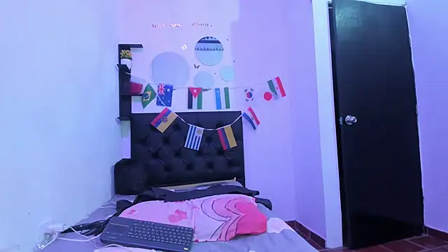 sapphire_brown20 live