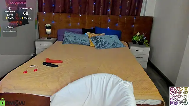 Margaret__Moon live