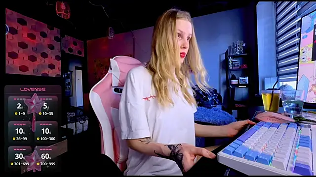 Lunaacyy live