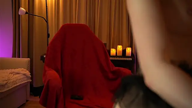 Your_Nicolett live