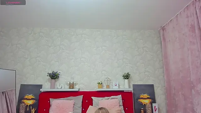 KattyPeachX live