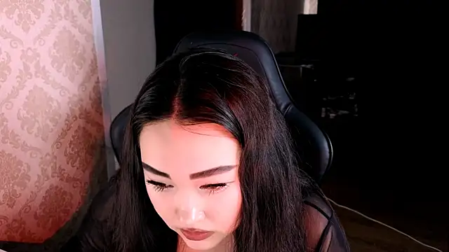 Emma_Uilson live