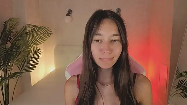Nicole_Brownie live