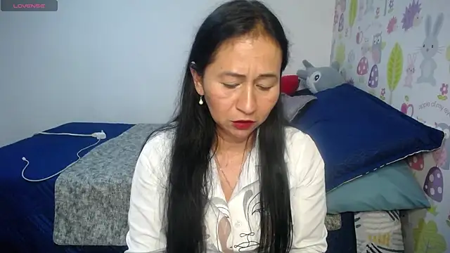Tyna_b live