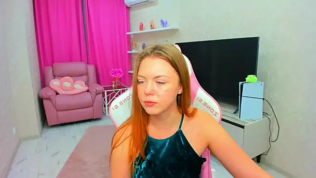 Strawberrye live
