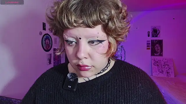 Sabrina_scarlett live