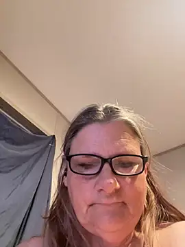 Roxie6989 live