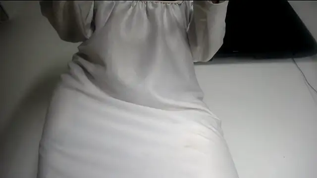Fox_Loves live