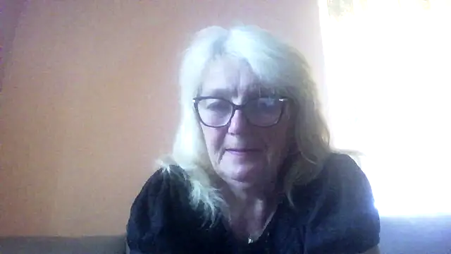 AmyLove353 live