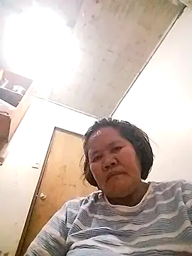 Hotsexymomcams4u live