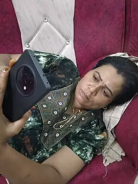 tamilaruvi live