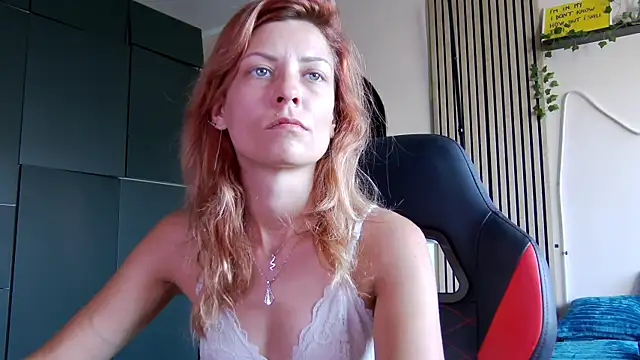 karo123421 live
