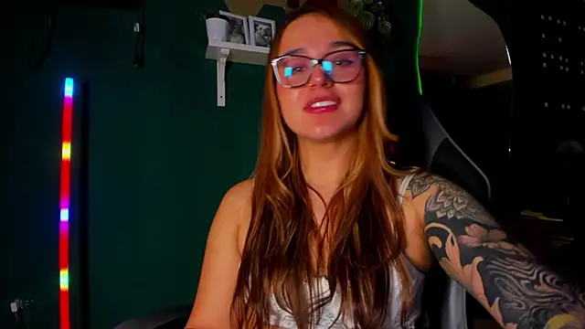 evy_orange1 live